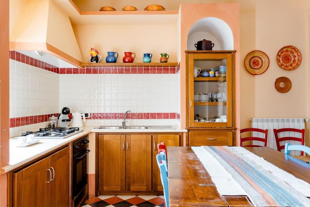 I Gerani Rossi Hotel Paulilatino Kültér fotó